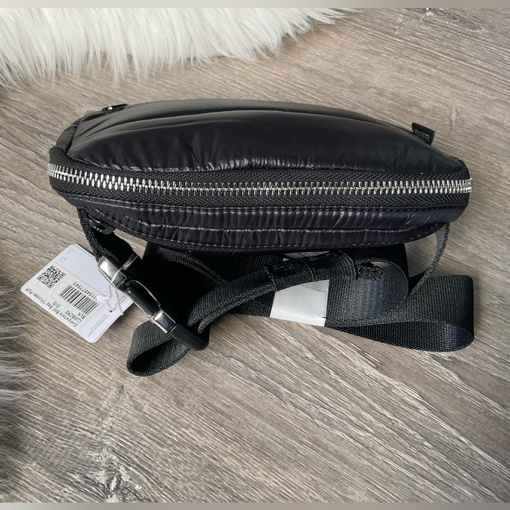 🍋🖤 LULULEMON Everywhere Wunder Puff Belt Bag in Black Size 1L - Picture 3 of 4